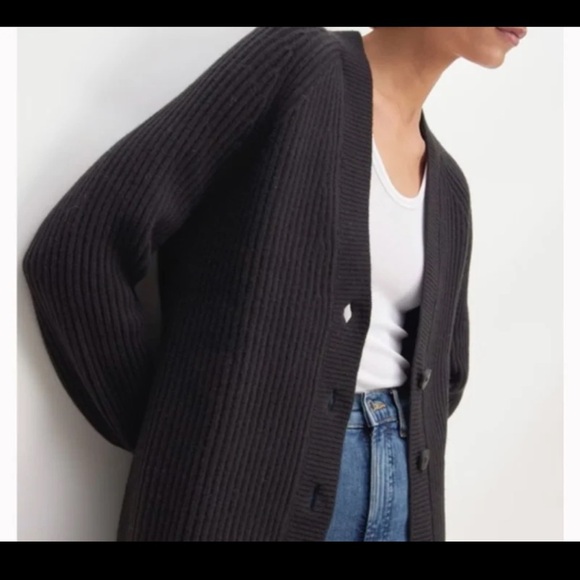 Everlane Organic Cotton Blend Charcoal Grey Button Front Cardigan 
size Small - Picture 4 of 12